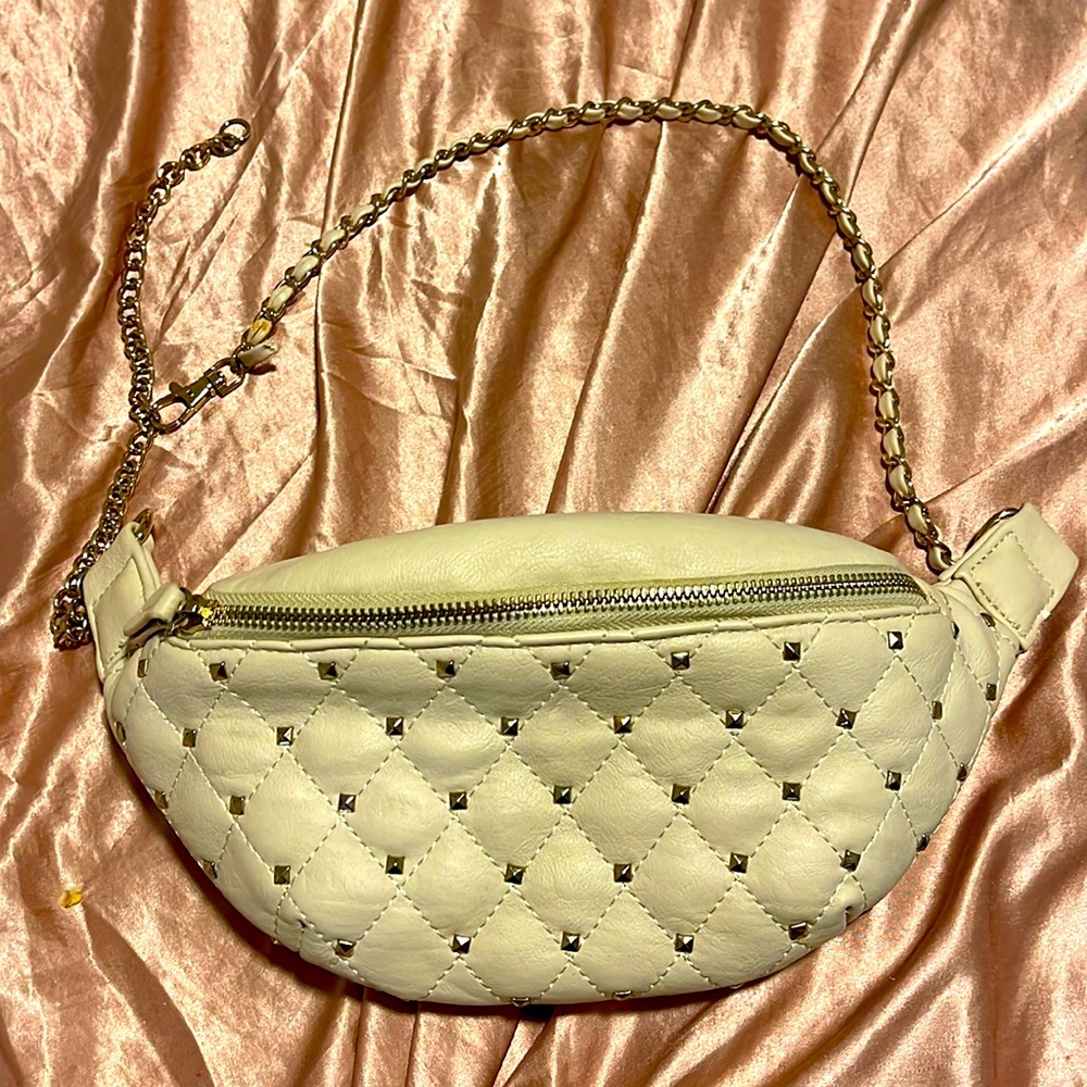 Fanny pack